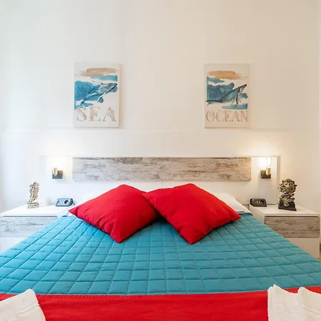 Centralhome Repubblica Apartman *